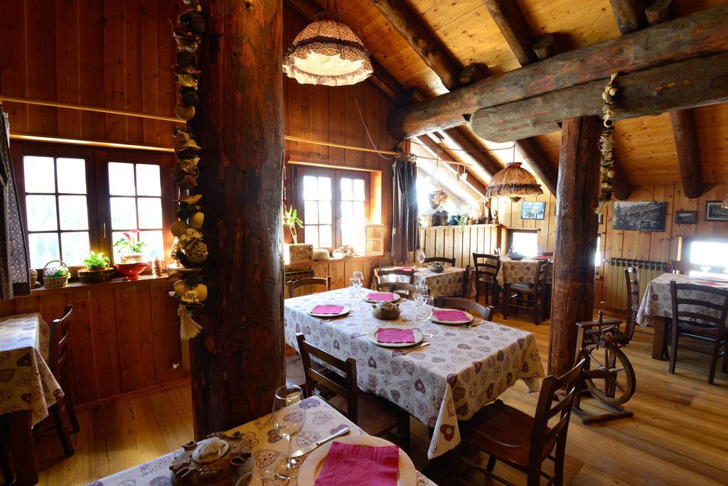 Rifugio Vieux Crest Hotel Champoluc Exterior photo